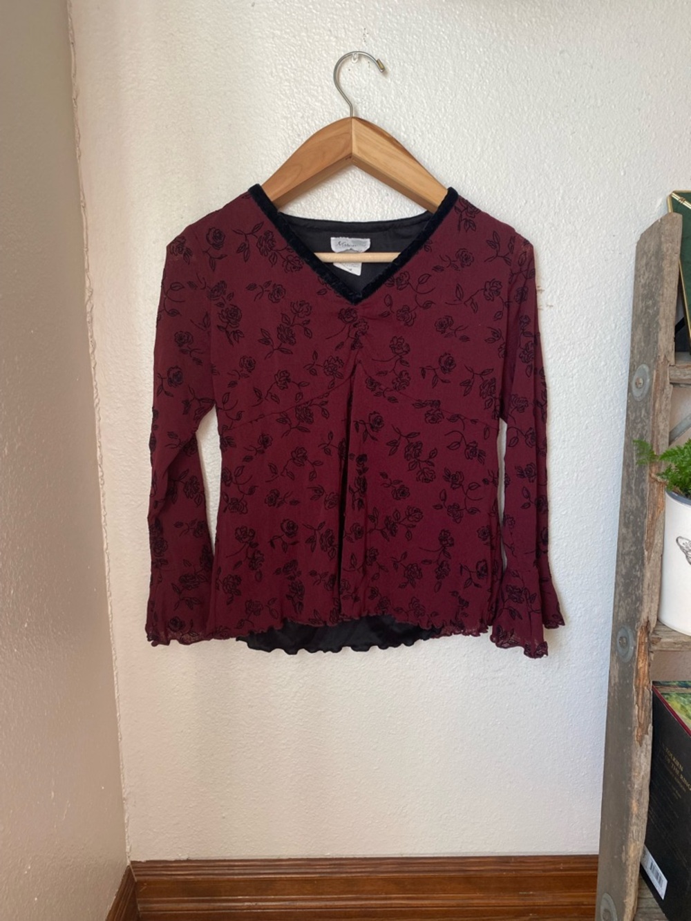 Vintage French Whimsigoth Rosette Ruffle Velvet V-Neck Top Burgundy Size Medium